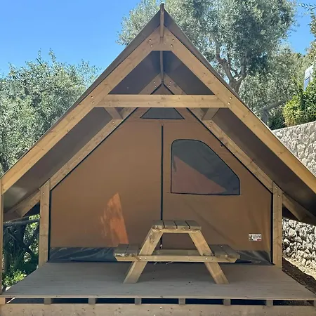 & Glamping Santa Fortunata Campingplads *