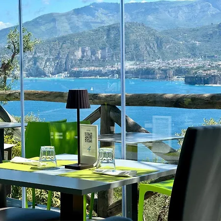& Glamping Santa Fortunata Sorrente
